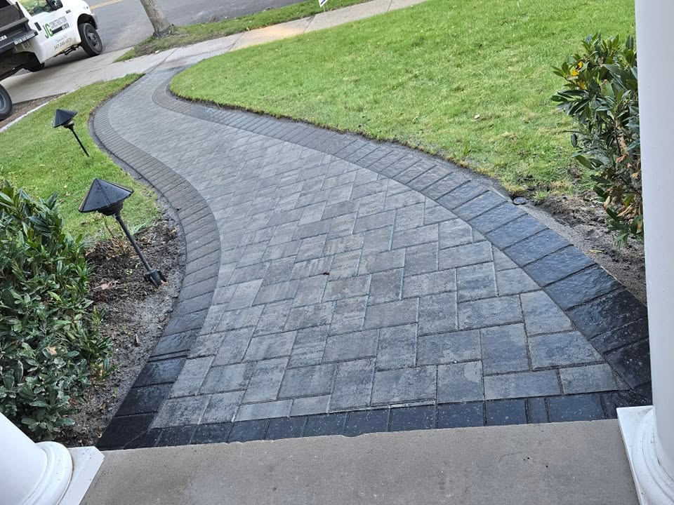 Curved paver walkway
